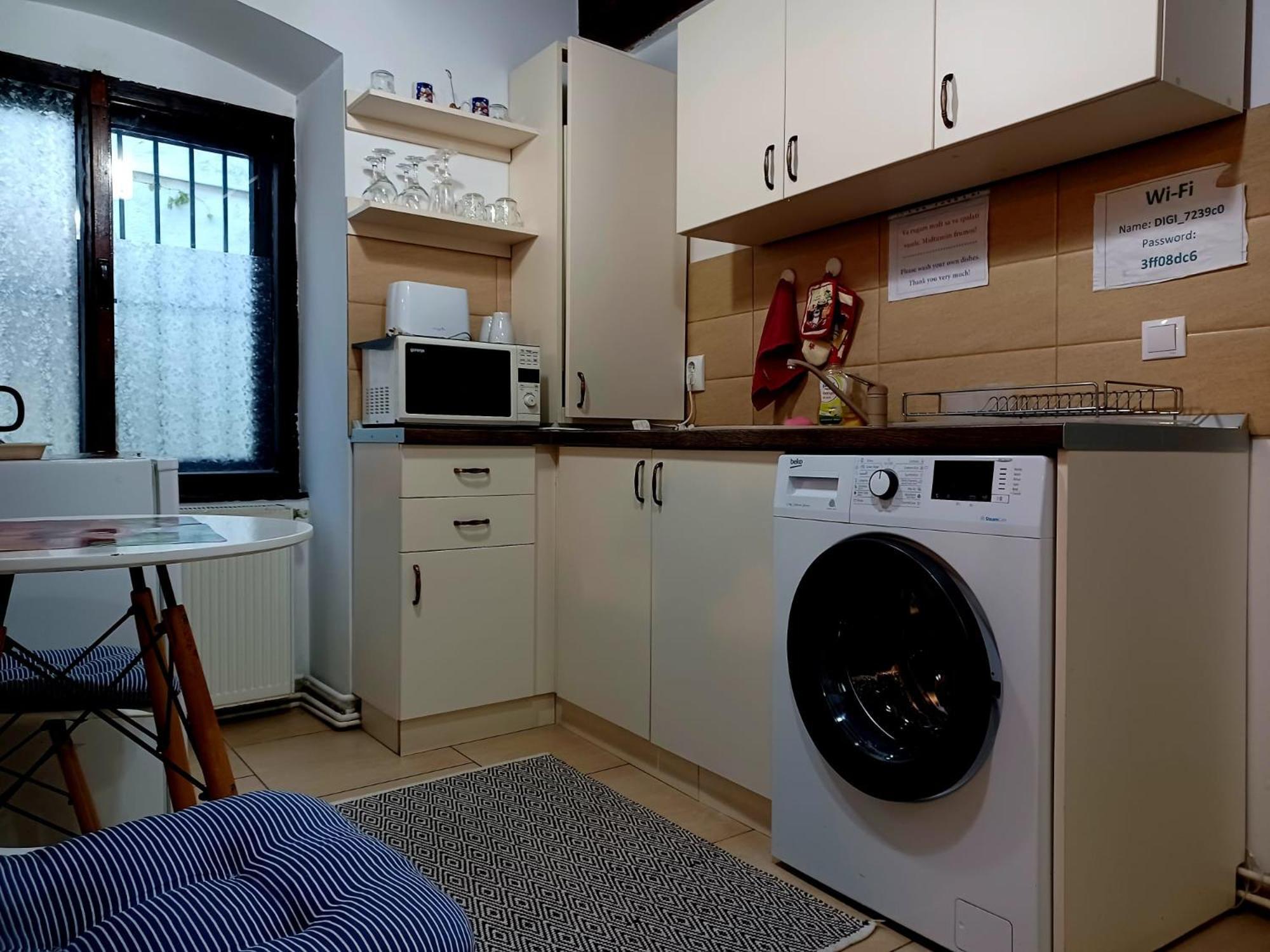 Historic Center Apartment Braşov Eksteriør billede